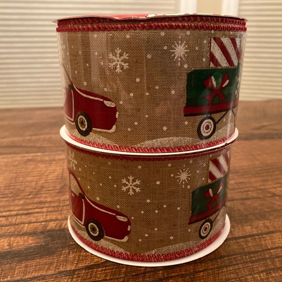 Christmas Farmhouse Red Truck With Christmas Tree Bows & Christmas Ribbon Set - Picture 12 of 16